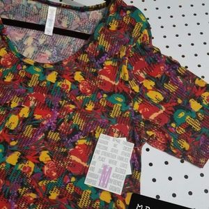 M Lularoe Perfect Tee